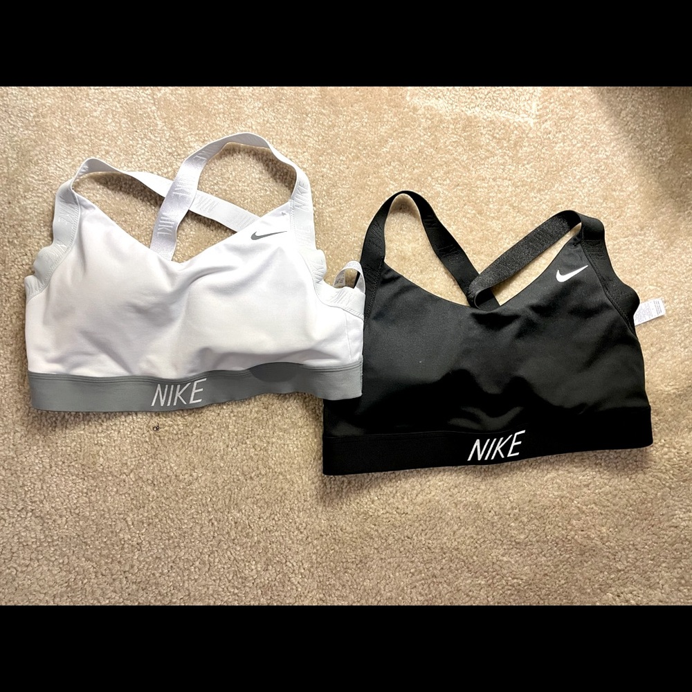 NIKE crisscross back sportsbra